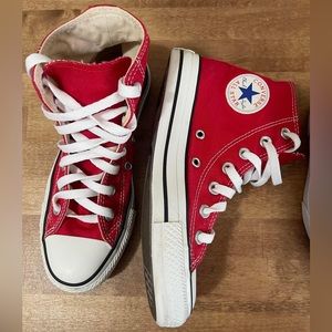 Red Converse Chucks